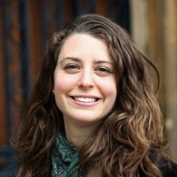 Dr Molly Fox